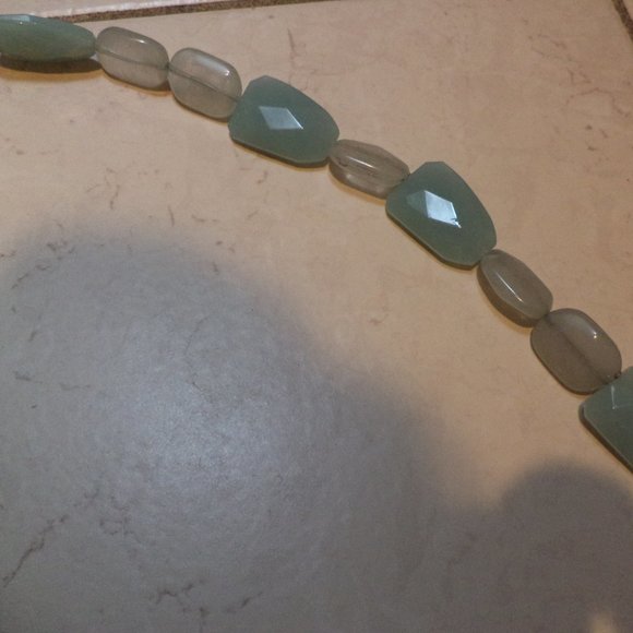 WOMEN'S PLASTIC STONE SHAPE + METAL BELT   - SEAGLASS GREEN BLUE -   Size: M/L - Picture 5 of 8